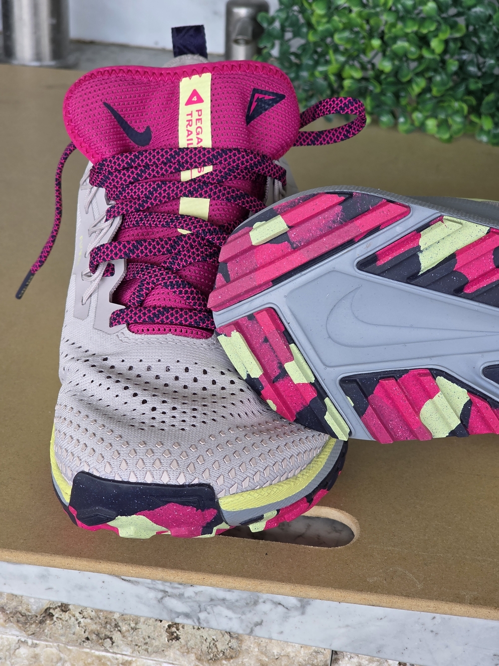 Nike Women’s Pegaz Trail Running Shoes - Pink/Neon